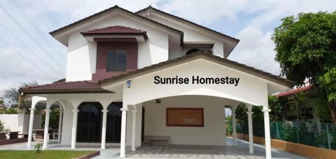 Sunrise Homestay Alor Setar Exterior photo